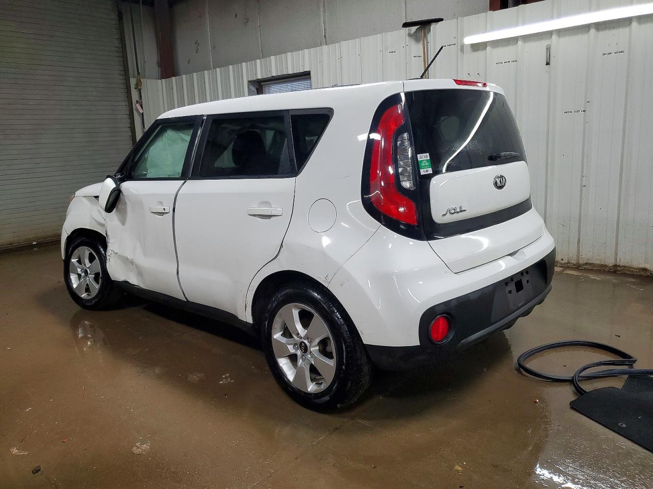 2017 KIA SOUL BASE photo 2