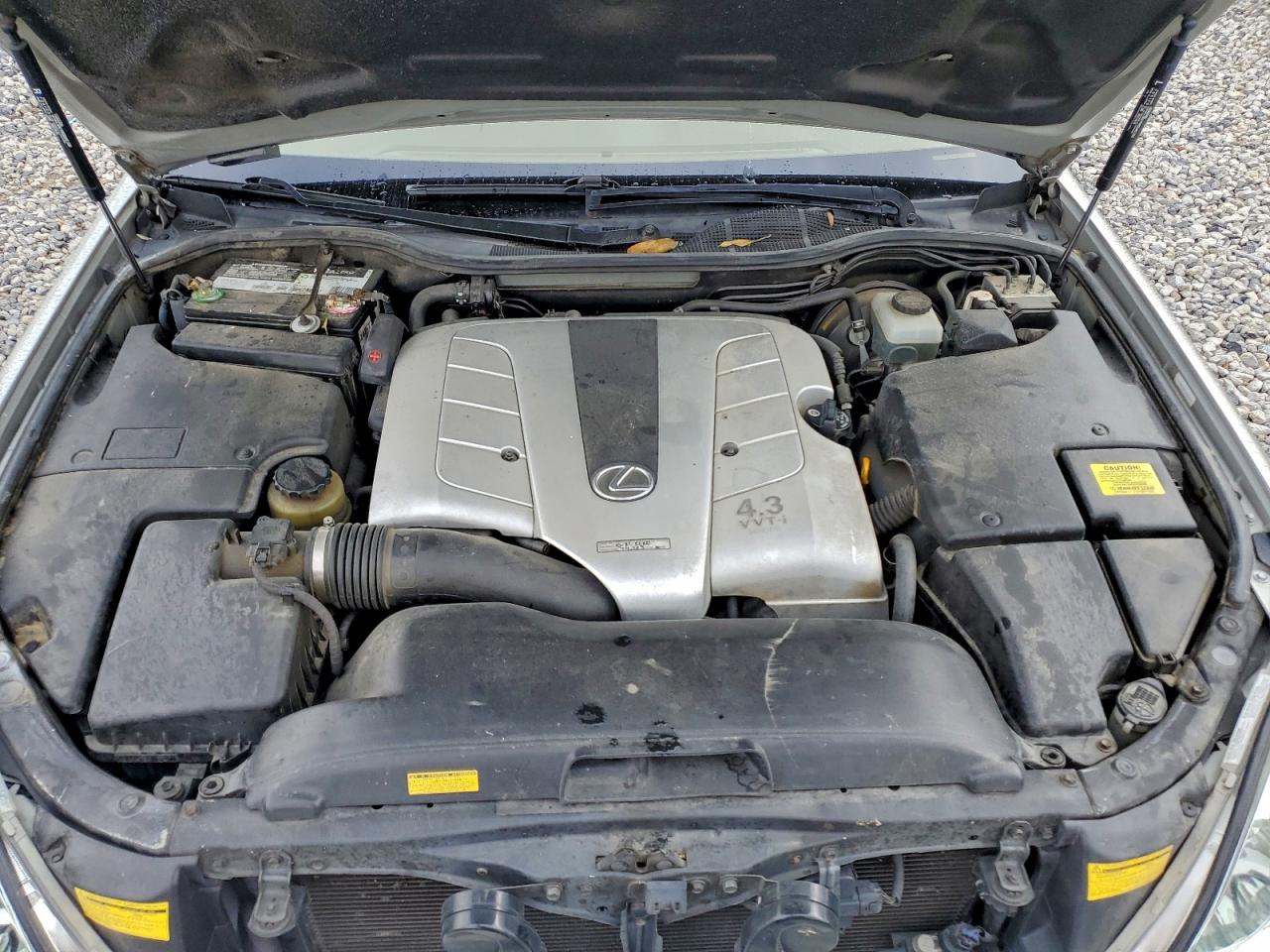 2001 LEXUS LS 430 photo 11