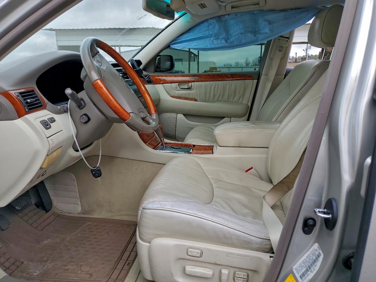 2001 LEXUS LS 430 photo 7