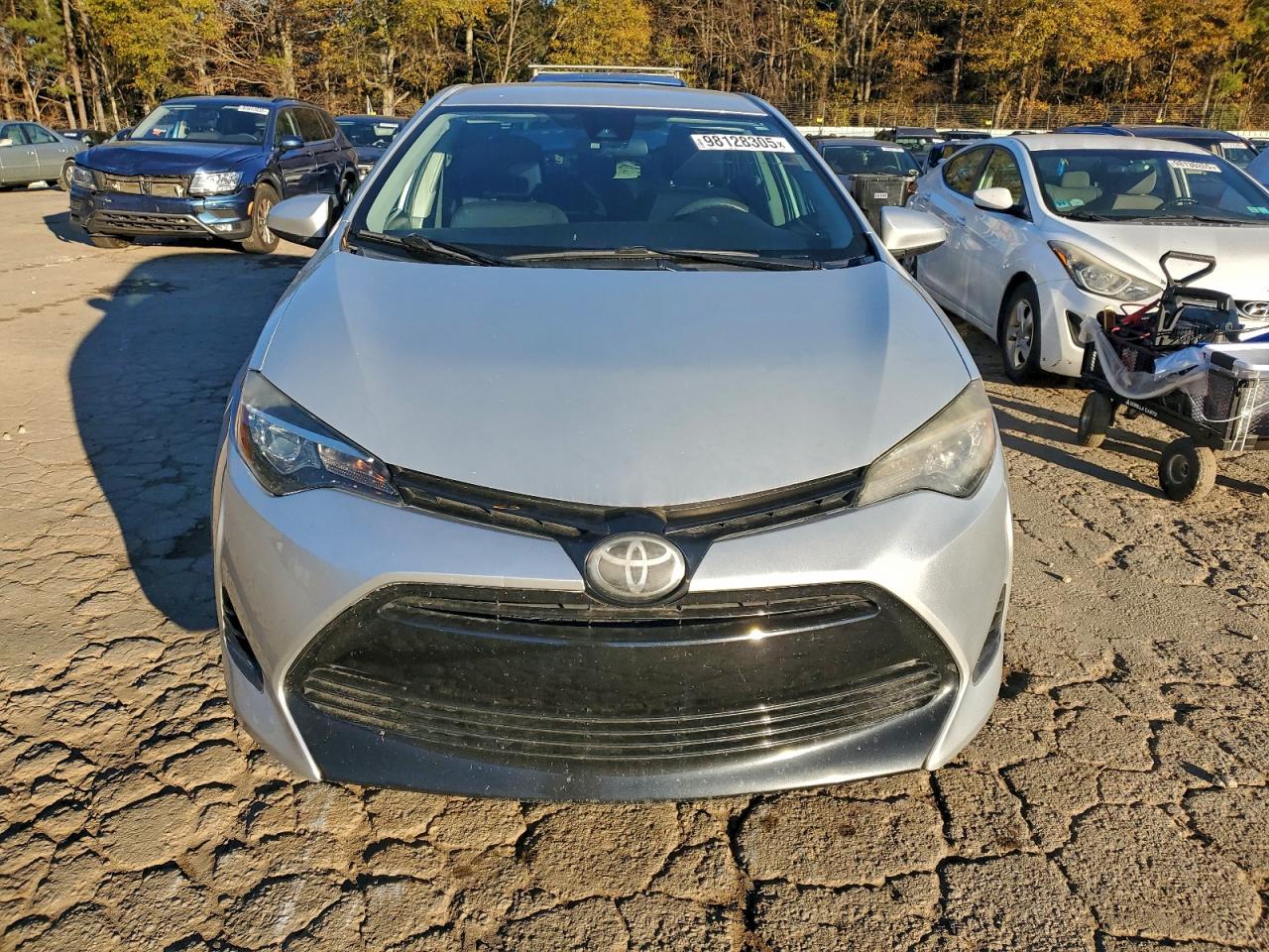 2019 TOYOTA COROLLA L photo 9