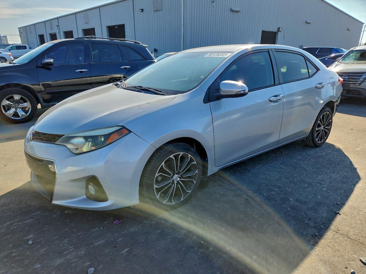 2015 TOYOTA COROLLA