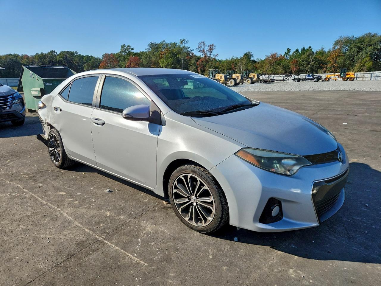 2015 TOYOTA COROLLA L photo 4