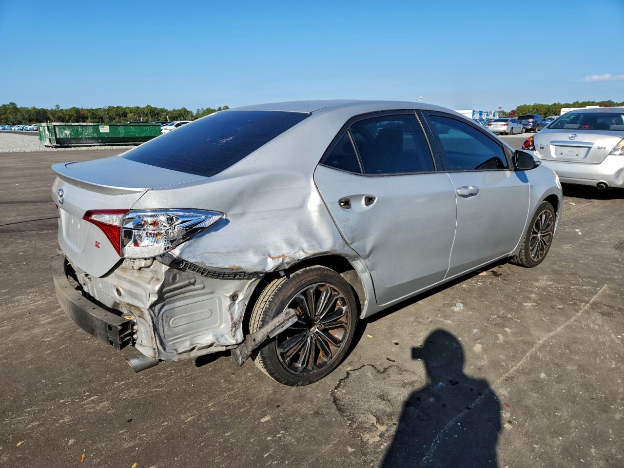 2015 TOYOTA COROLLA L photo 3