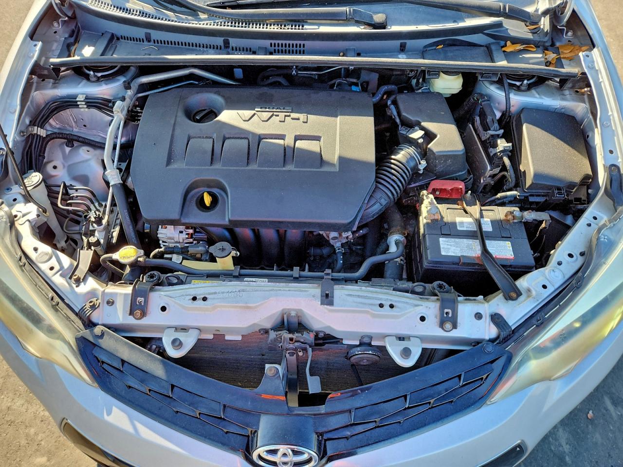 2015 TOYOTA COROLLA L photo 11