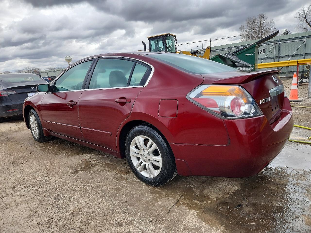 2012 NISSAN ALTIMA BASE photo 2