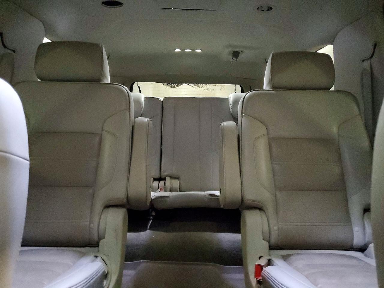 2015 GMC YUKON XL DENALI photo 10