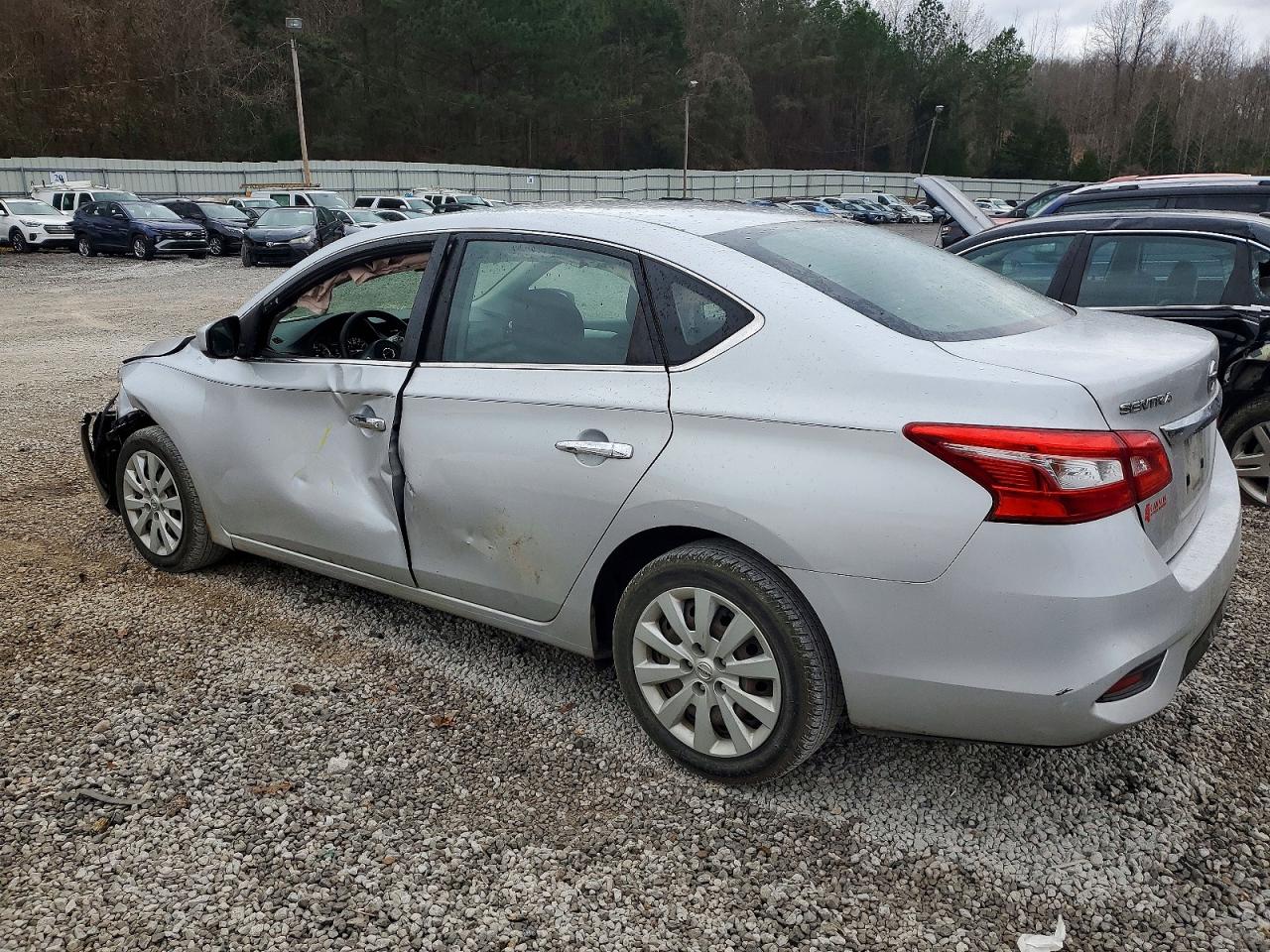 2019 NISSAN SENTRA S photo 2