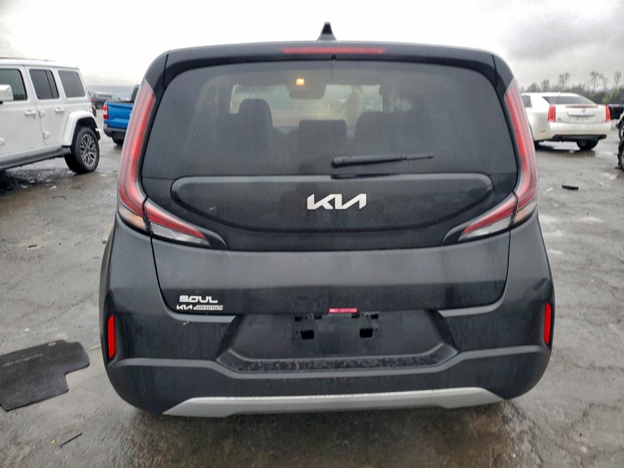 2025 KIA SOUL LX photo 6