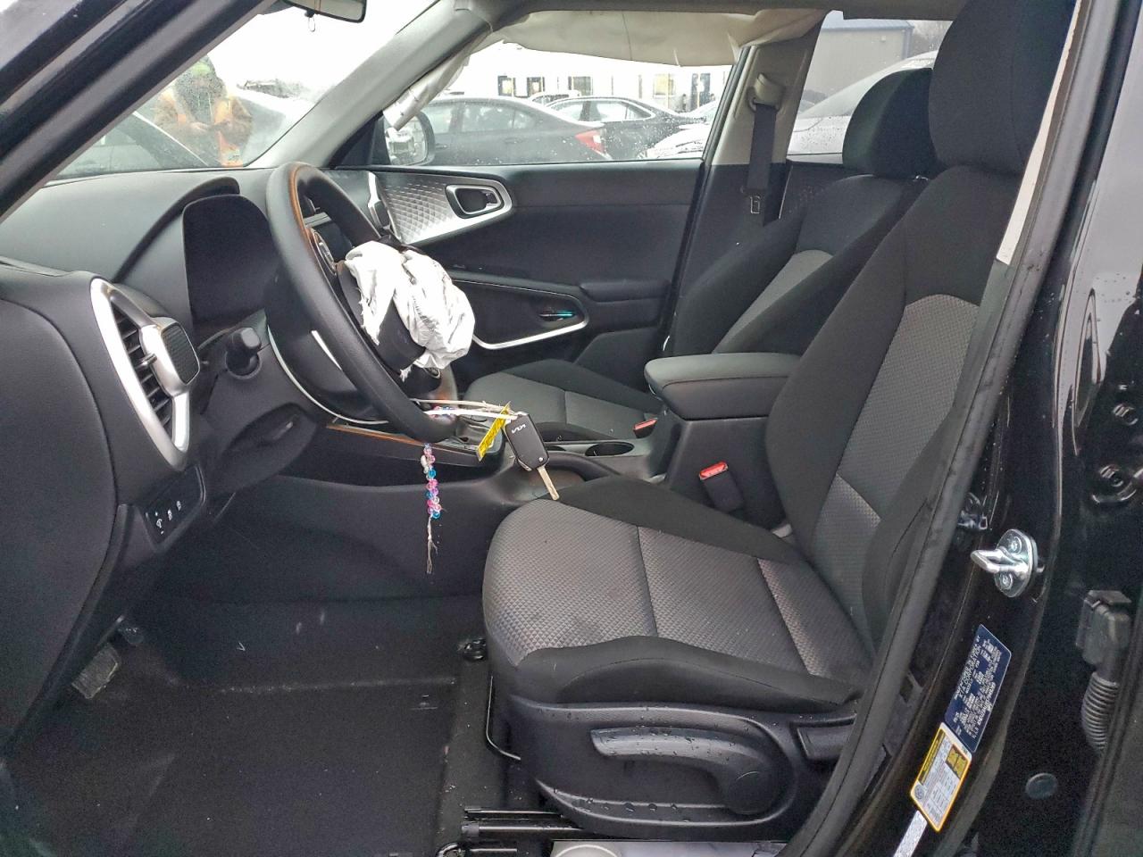 2025 KIA SOUL LX photo 7
