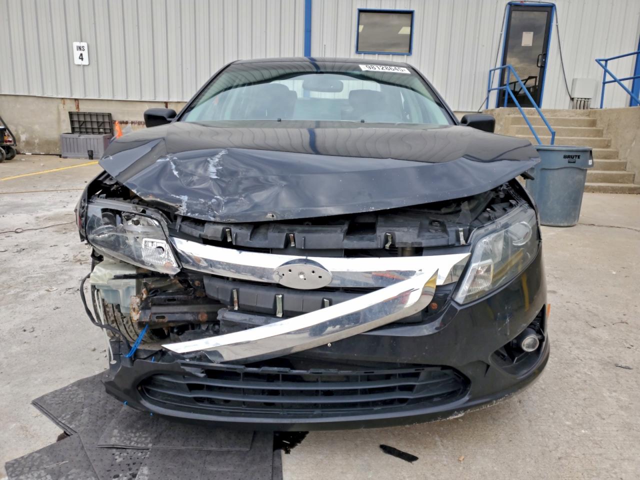 2012 FORD FUSION SE photo 5
