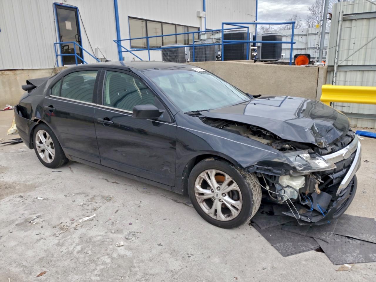 2012 FORD FUSION SE photo 4