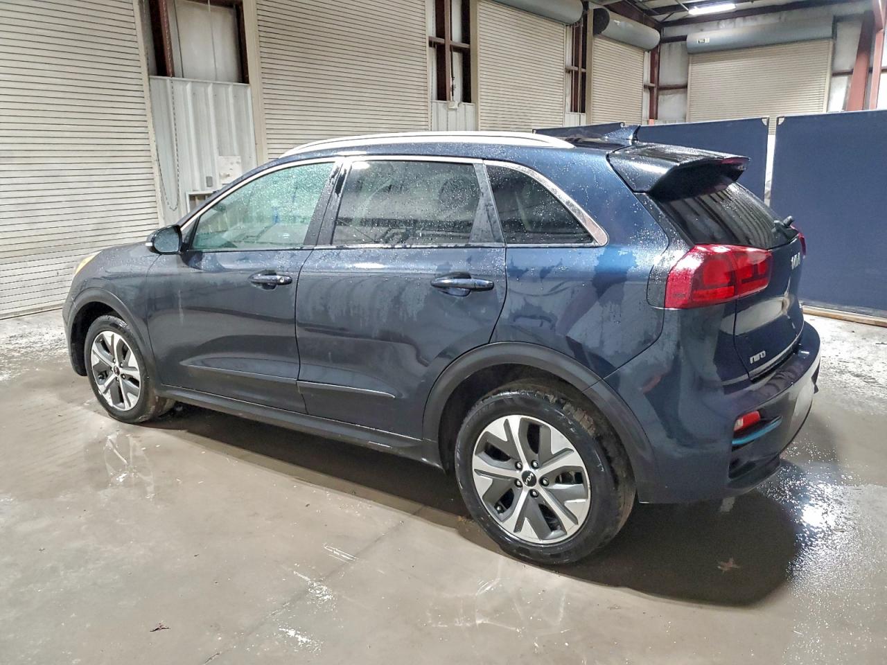 2022 KIA NIRO S photo 2