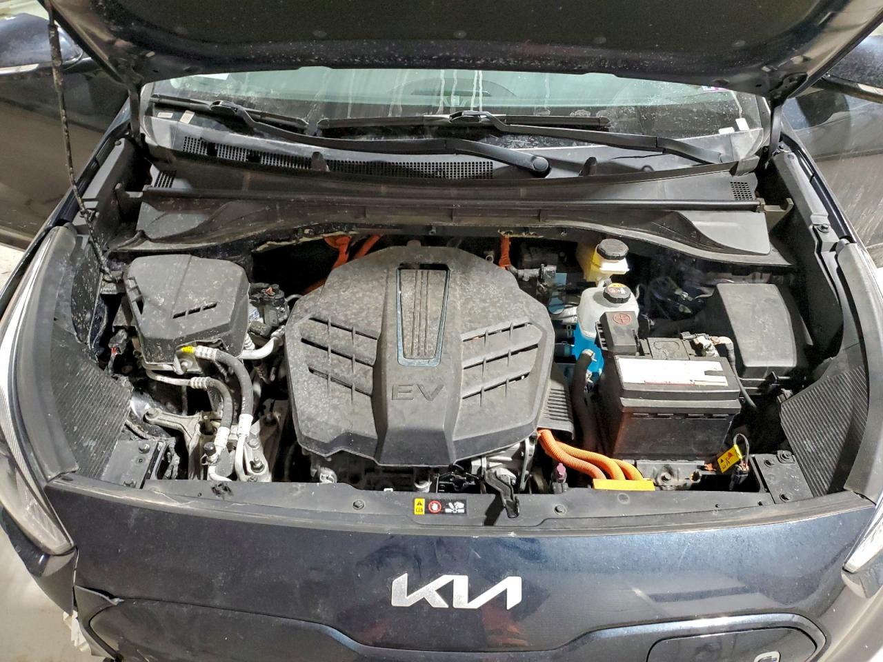 2022 KIA NIRO S photo 12