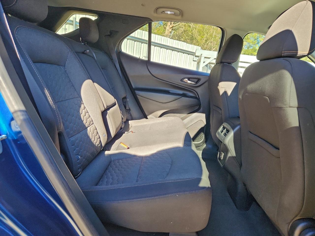 2020 CHEVROLET EQUINOX LT photo 11