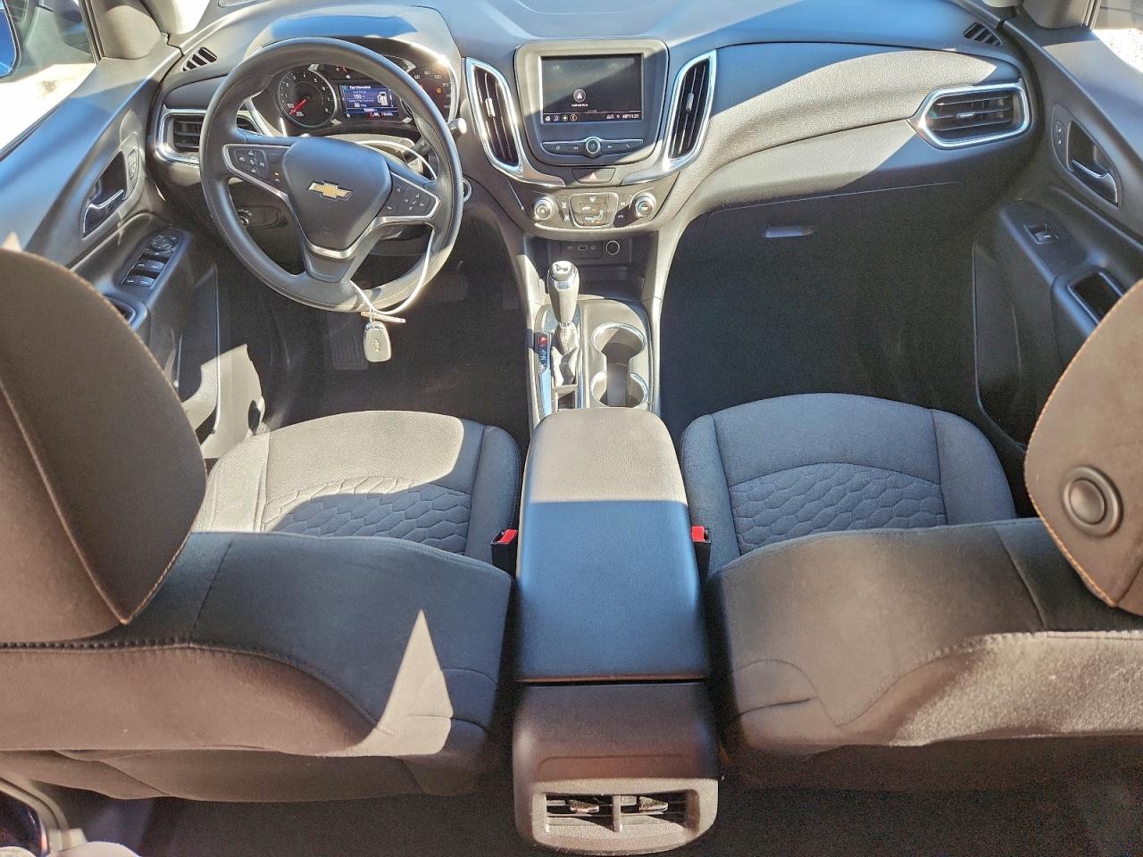 2020 CHEVROLET EQUINOX LT photo 8