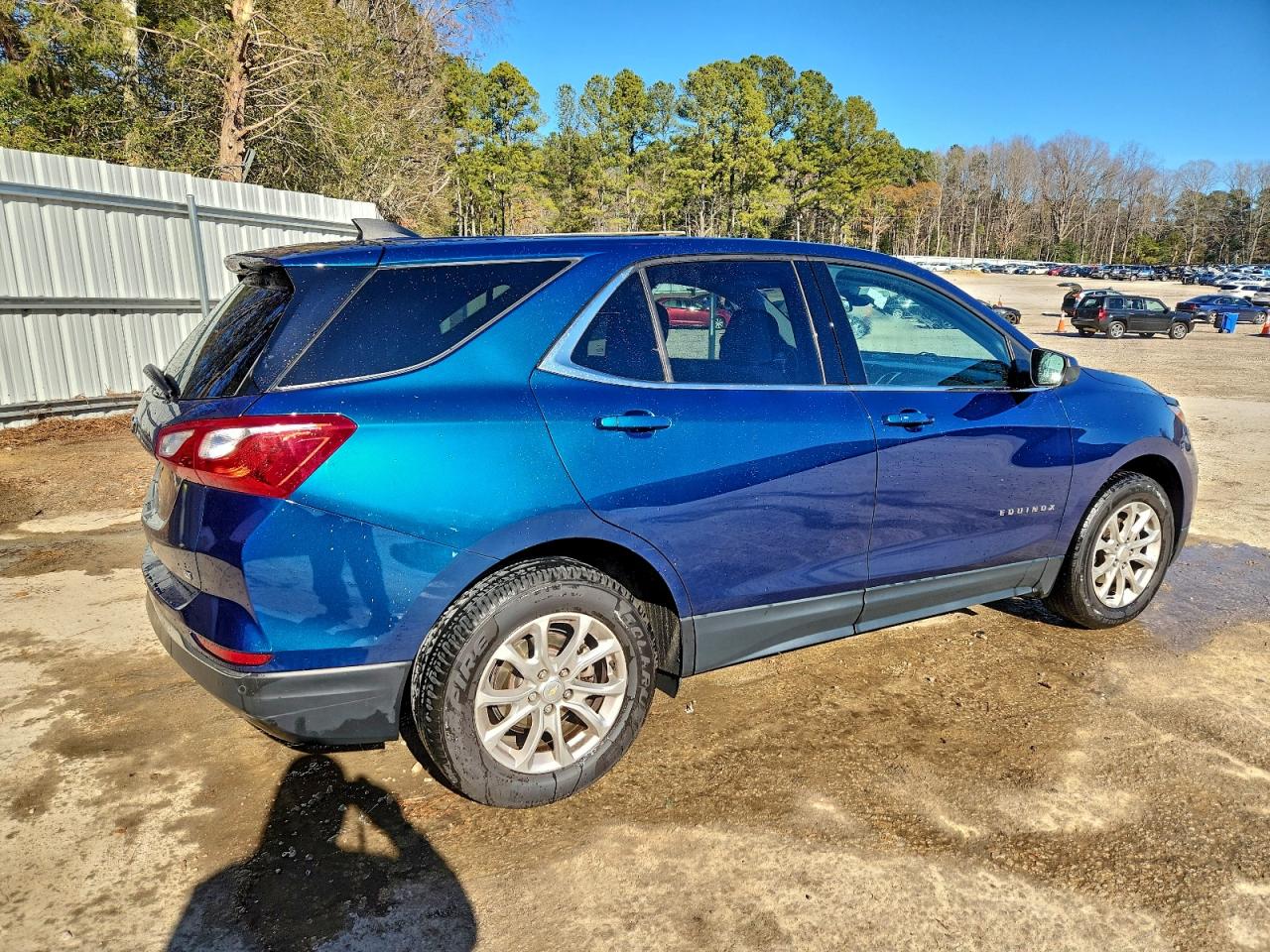 2020 CHEVROLET EQUINOX LT photo 3