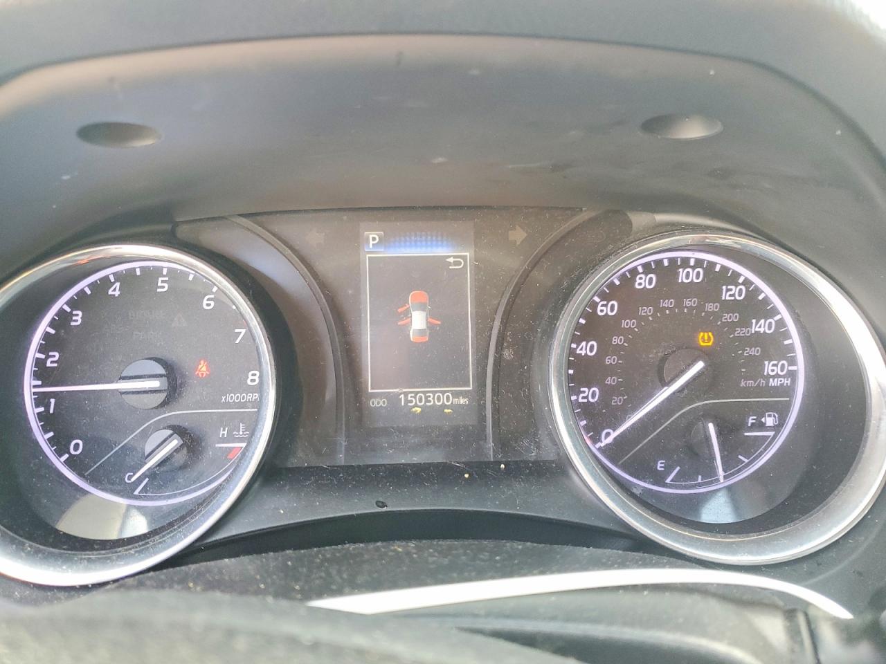 2019 TOYOTA CAMRY L photo 9