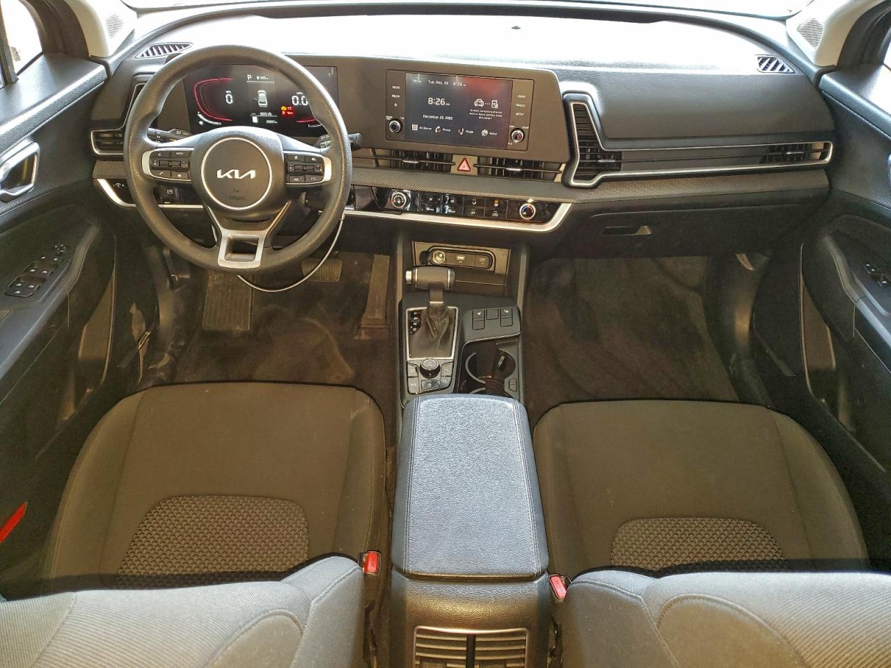 2025 KIA SPORTAGE LX photo 8