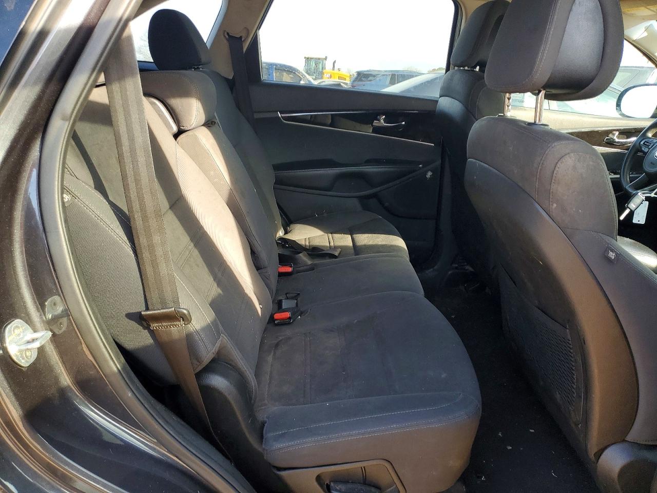 2016 KIA SORENTO LX photo 11