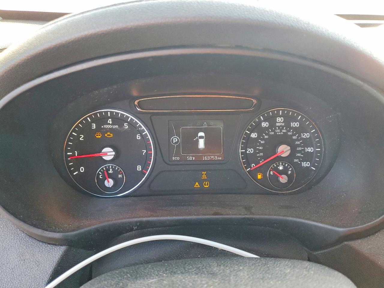 2016 KIA SORENTO LX photo 9