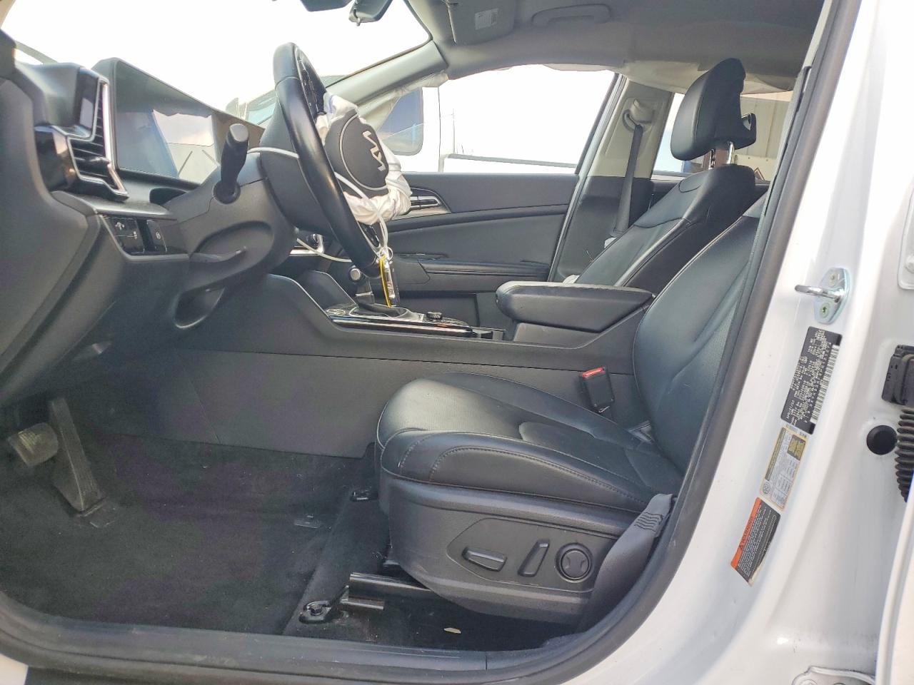 2023 KIA SPORTAGE EX photo 13