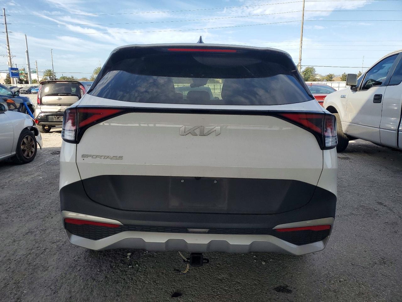 2023 KIA SPORTAGE EX photo 11