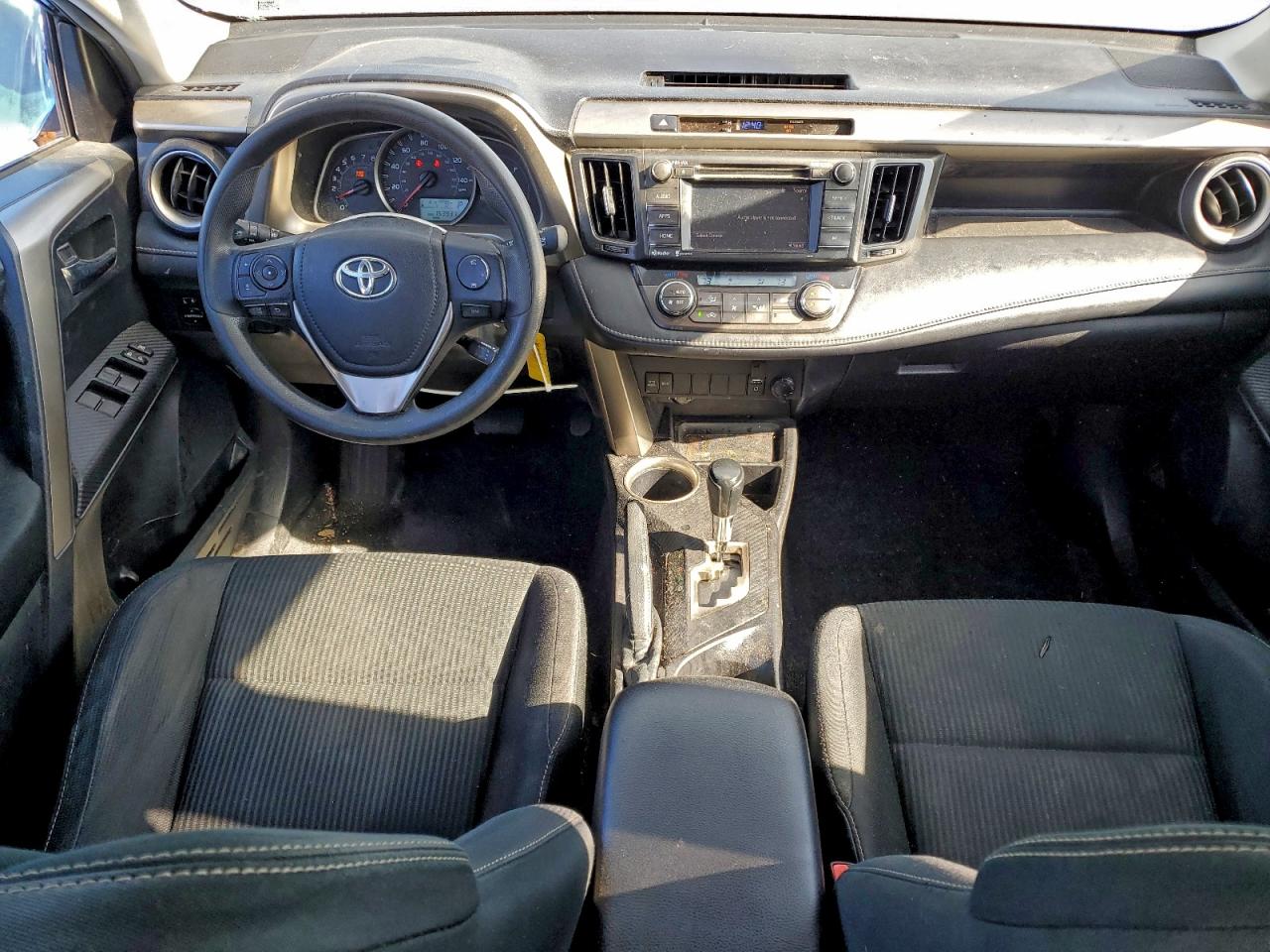 2014 TOYOTA RAV4 XLE photo 29