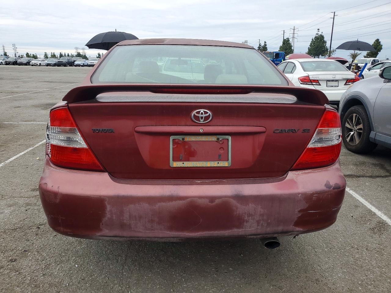 2004 TOYOTA CAMRY LE photo 6