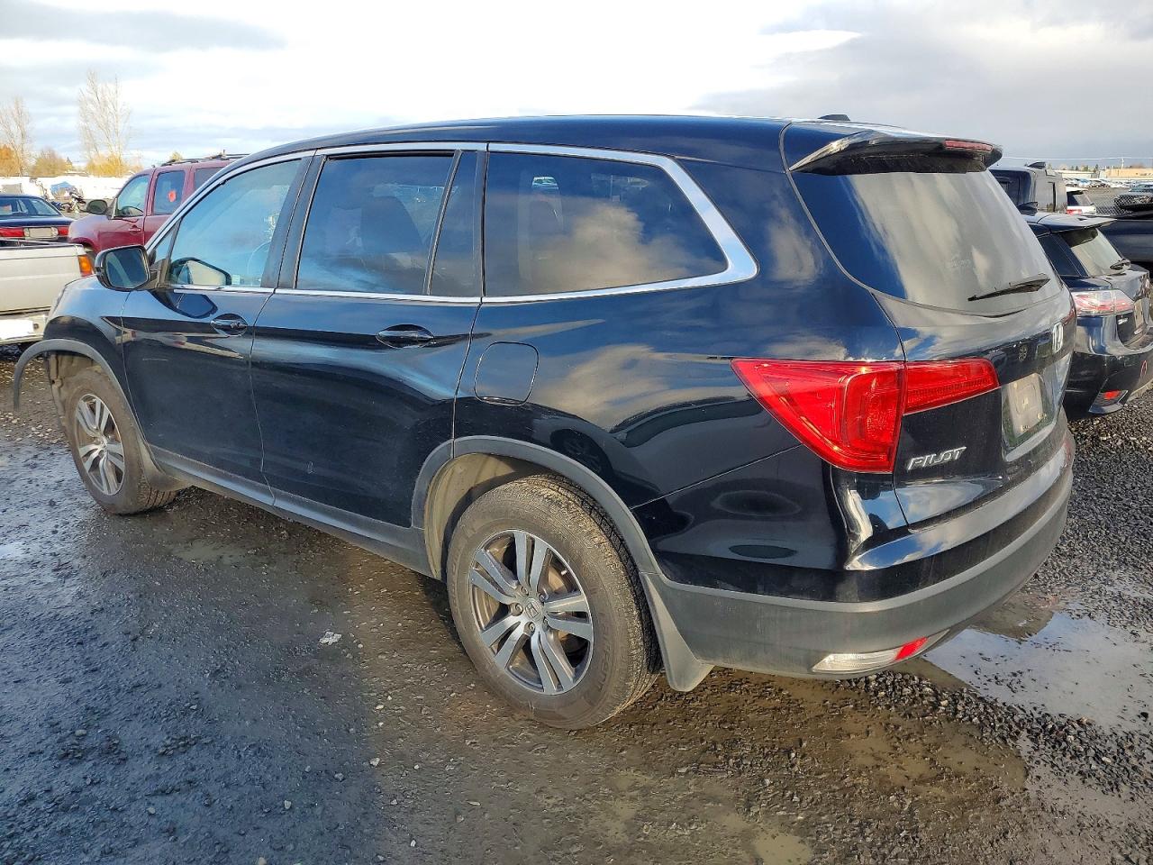 2016 HONDA PILOT EXL photo 2