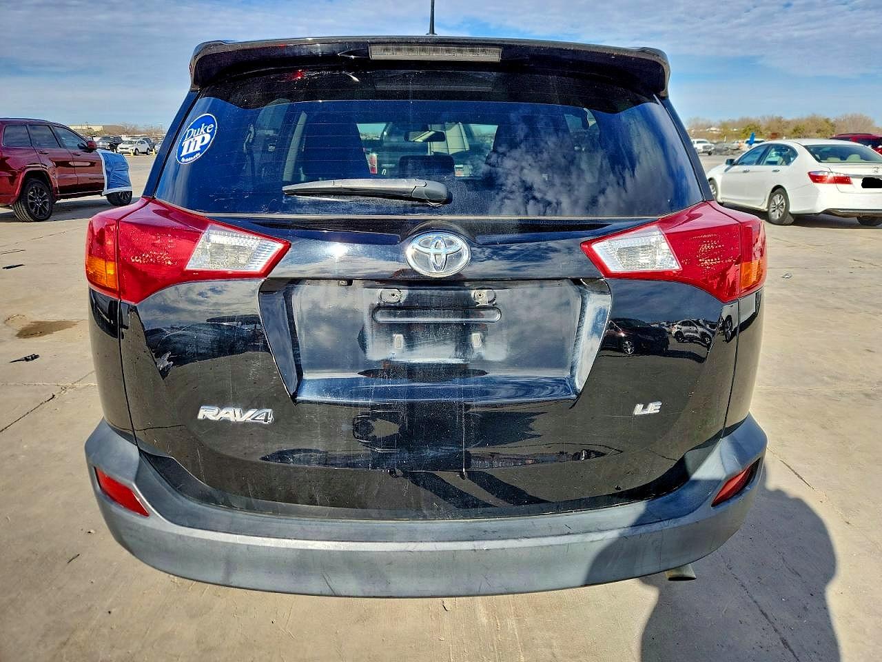 2015 TOYOTA RAV4 LE photo 6