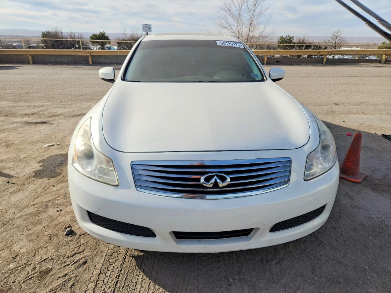2009 INFINITI G37 photo 5