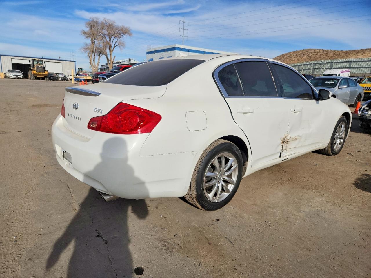 2009 INFINITI G37 photo 3