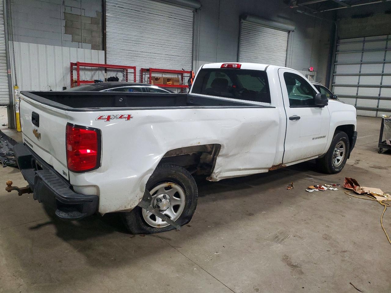2015 CHEVROLET SILVERADO K1500 photo 3