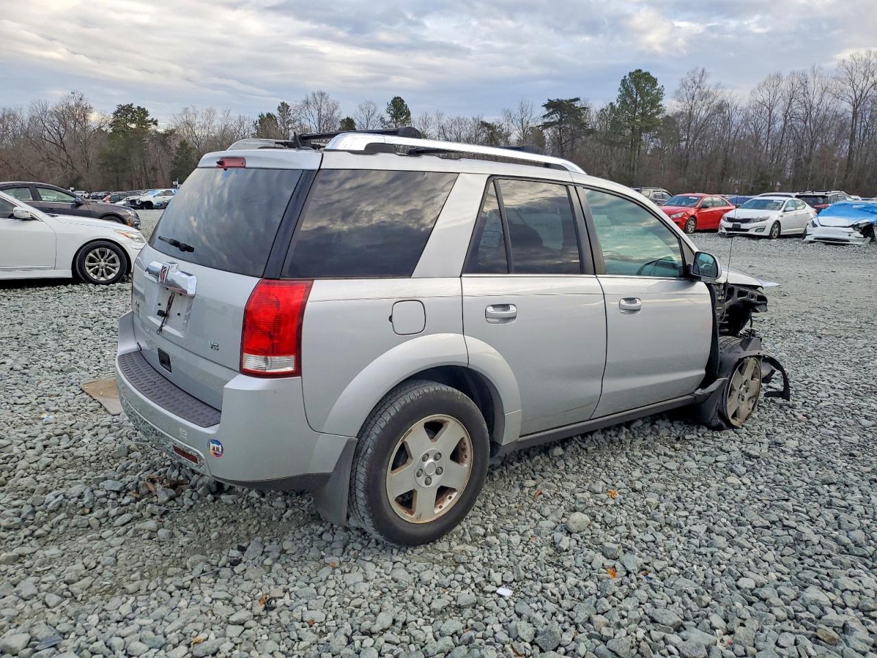 2007 SATURN VUE photo 3