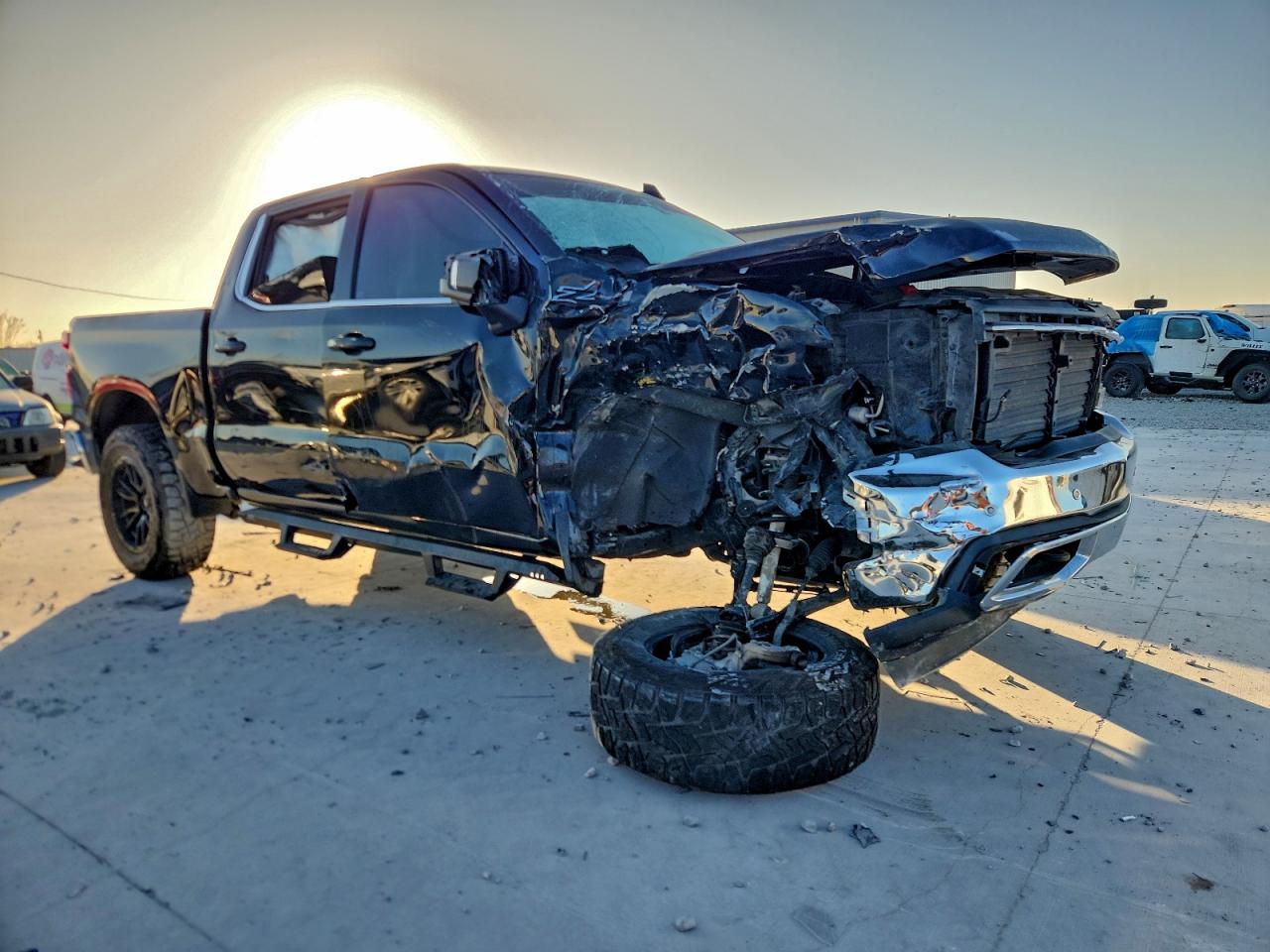 2021 CHEVROLET SILVERADO K1500 LTZ photo 4