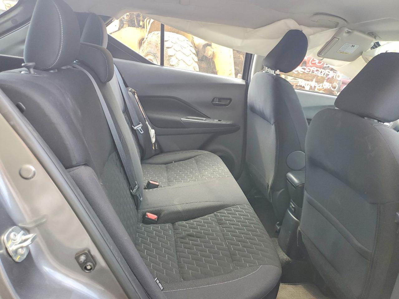 2022 NISSAN KICKS S photo 11