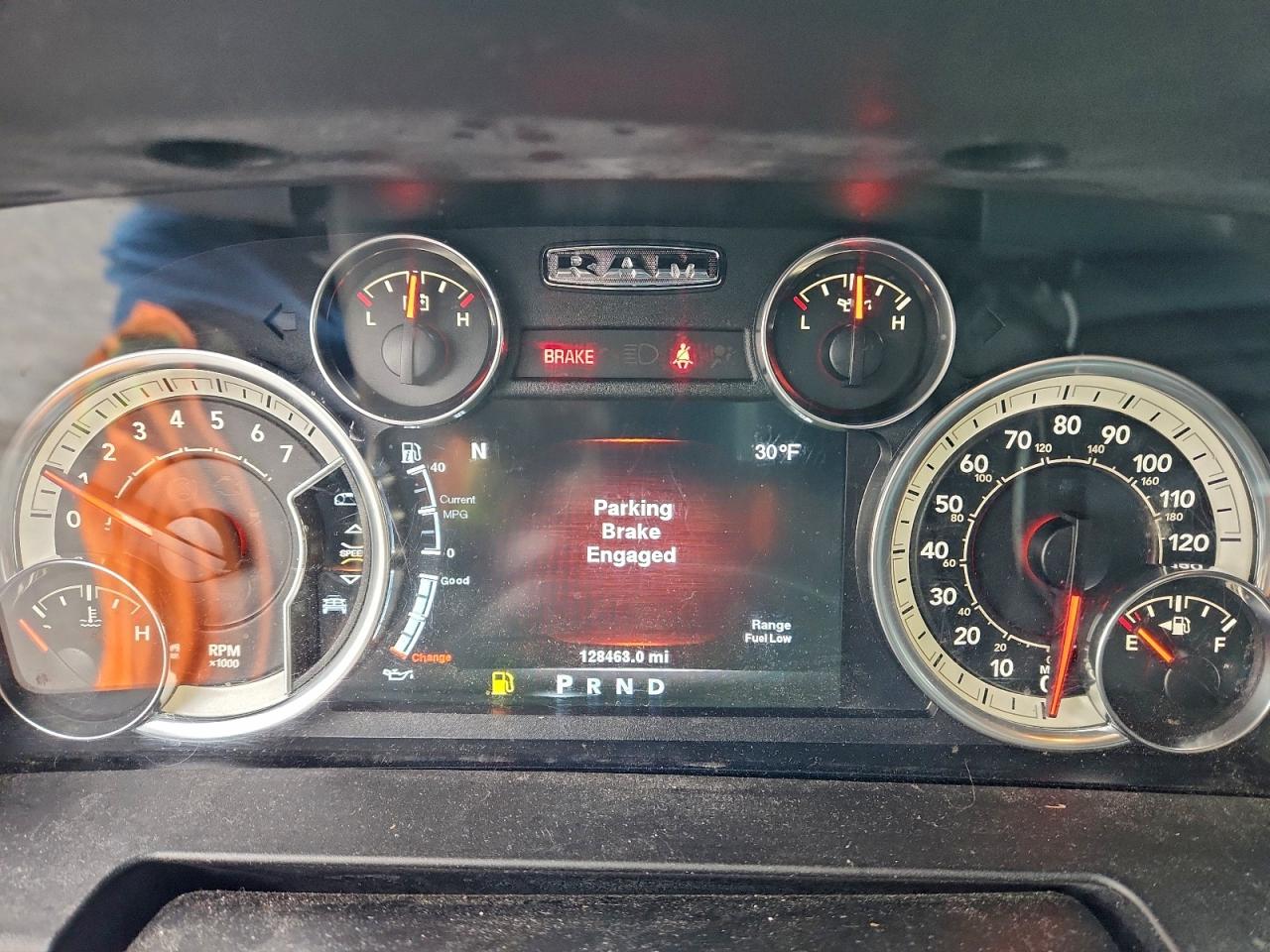 2013 RAM 1500 SLT photo 9