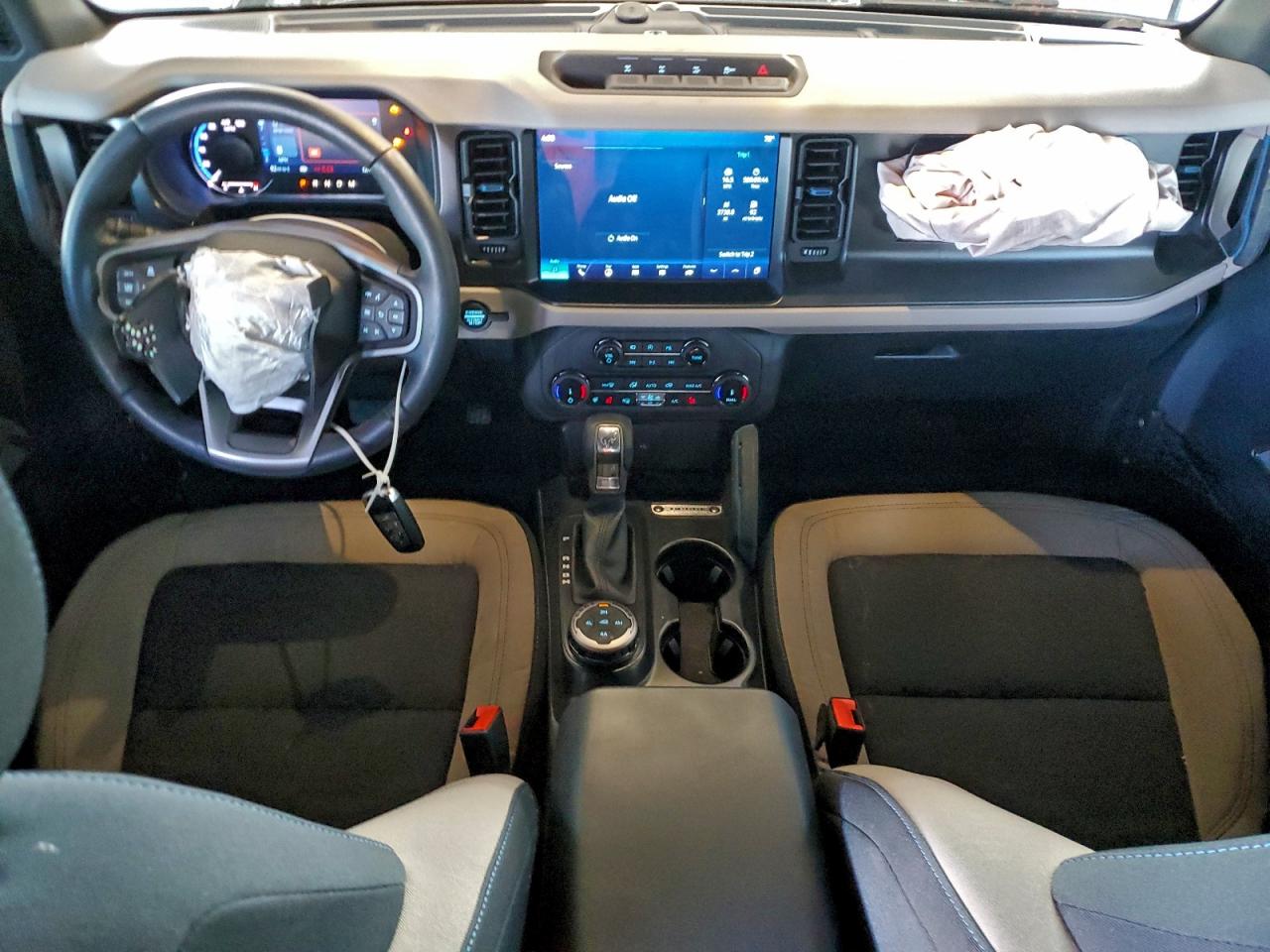 2022 FORD BRONCO BASE photo 8