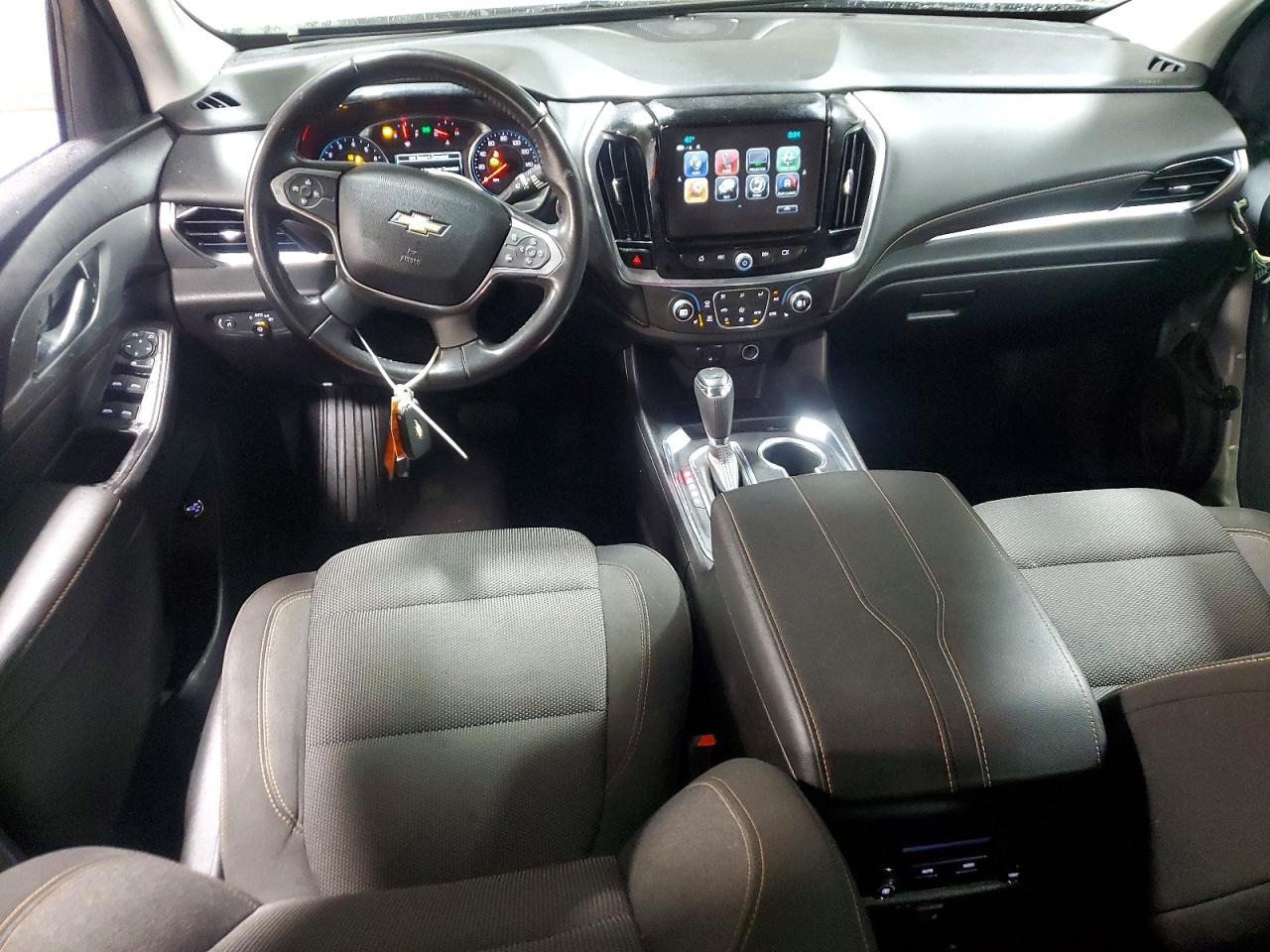 2019 CHEVROLET TRAVERSE LT photo 8