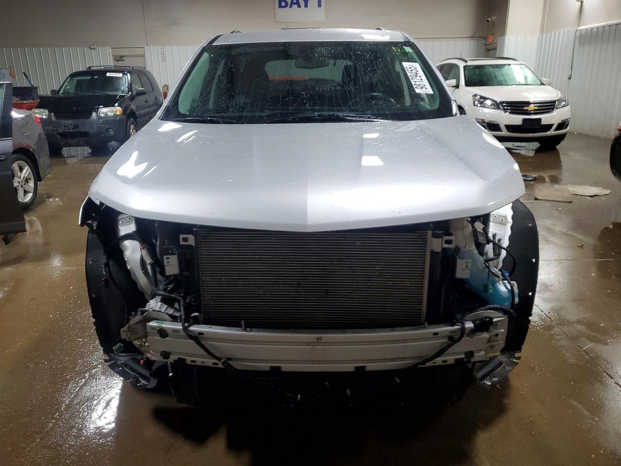 2019 CHEVROLET TRAVERSE LT photo 5