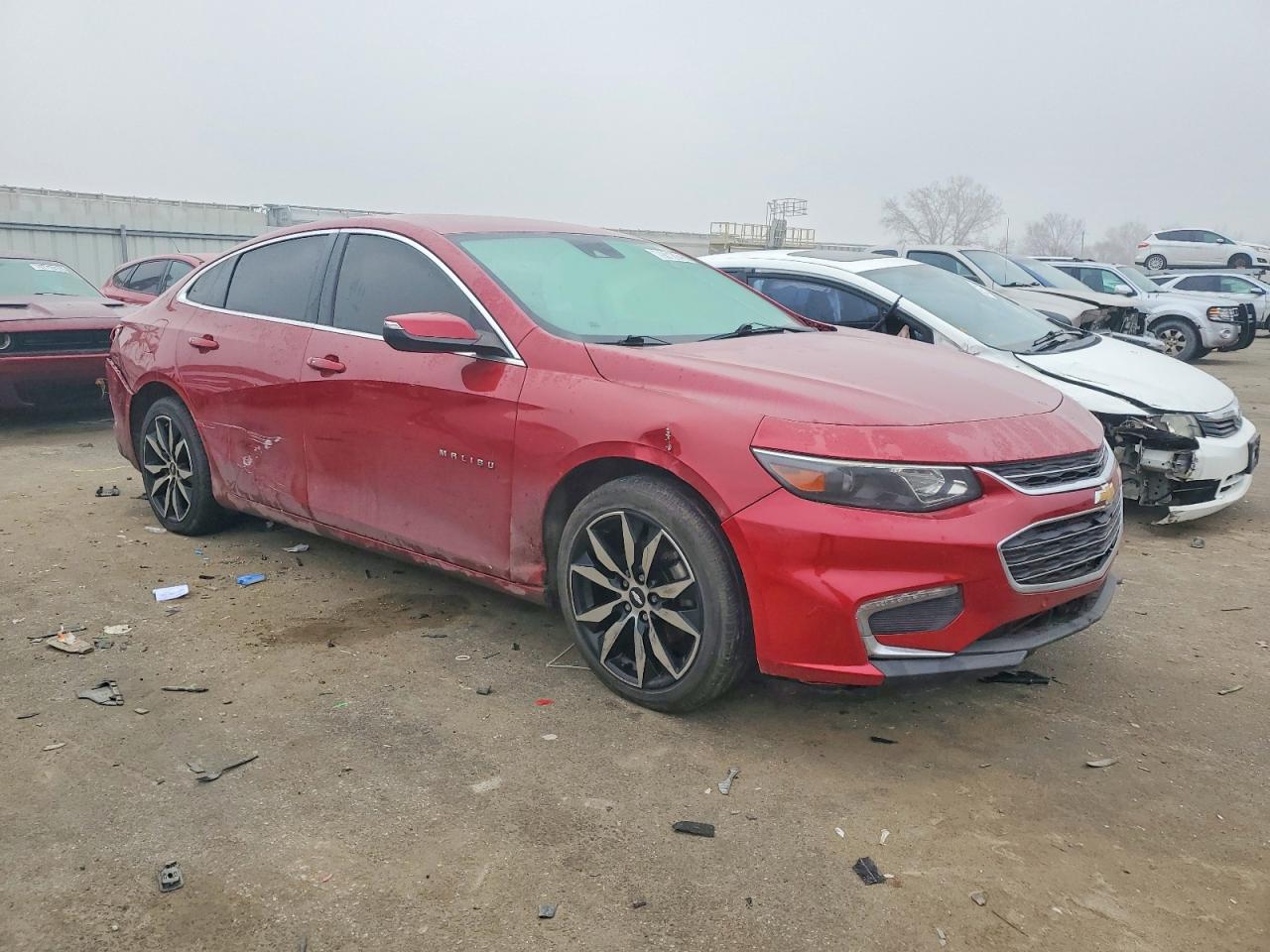 2016 CHEVROLET MALIBU LT photo 4