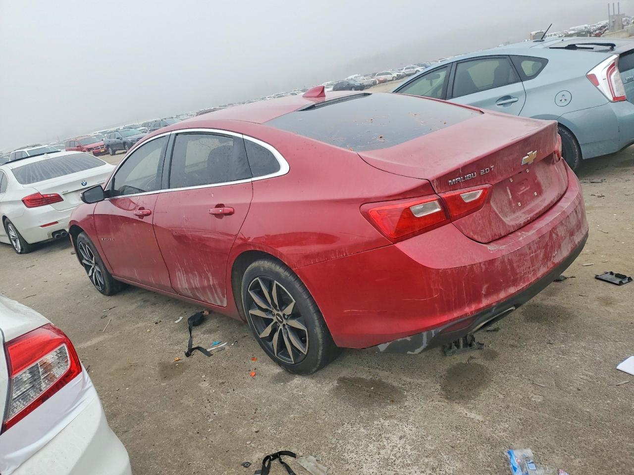 2016 CHEVROLET MALIBU LT photo 2