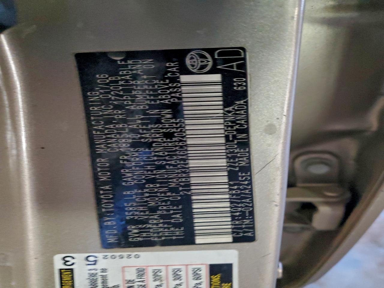 2006 TOYOTA COROLLA CE photo 12