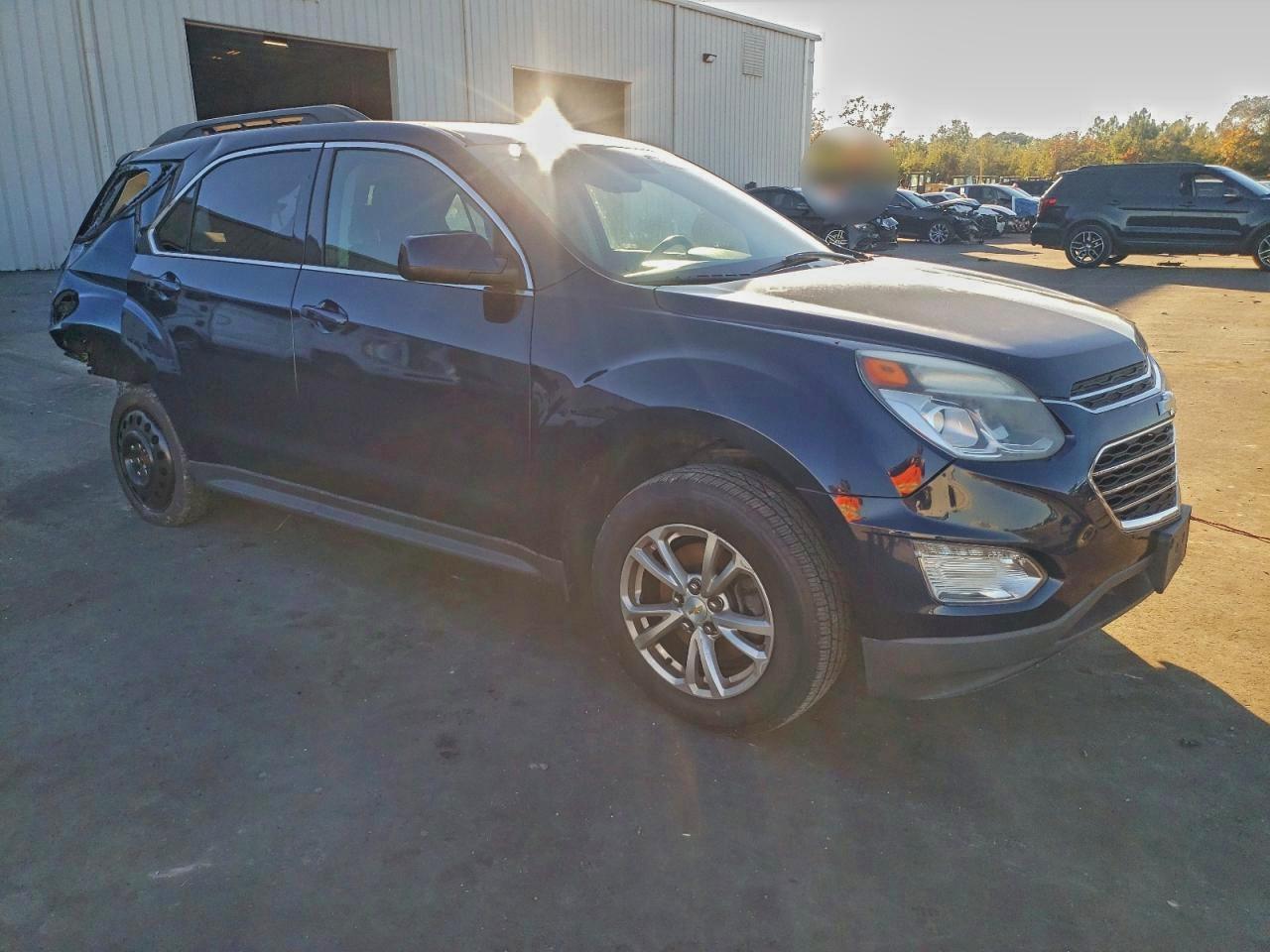 2016 CHEVROLET EQUINOX LT photo 4
