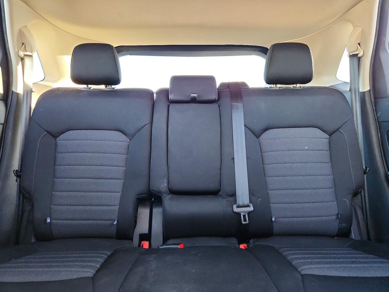 2017 FORD EDGE SE photo 10