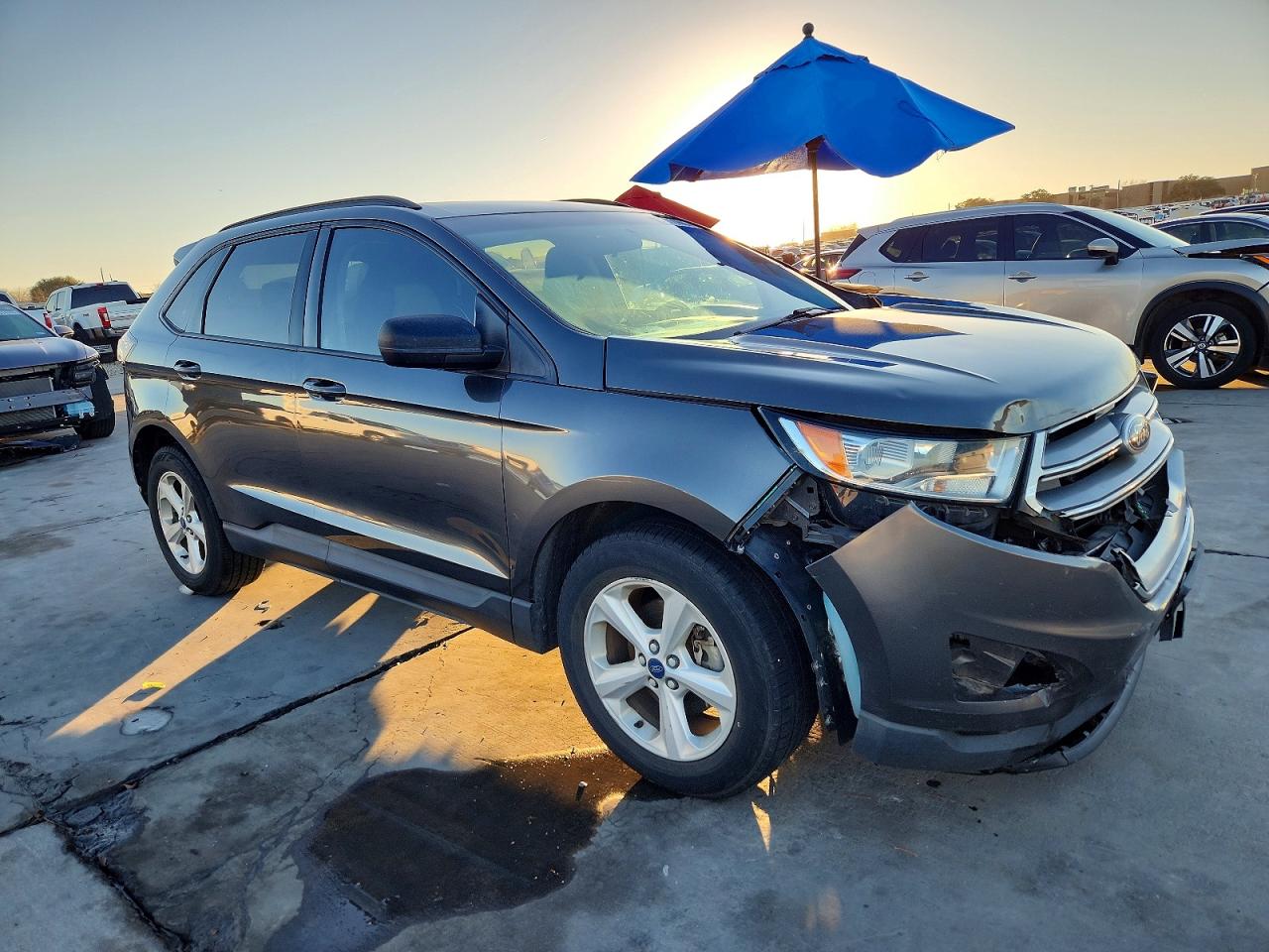2017 FORD EDGE SE photo 4