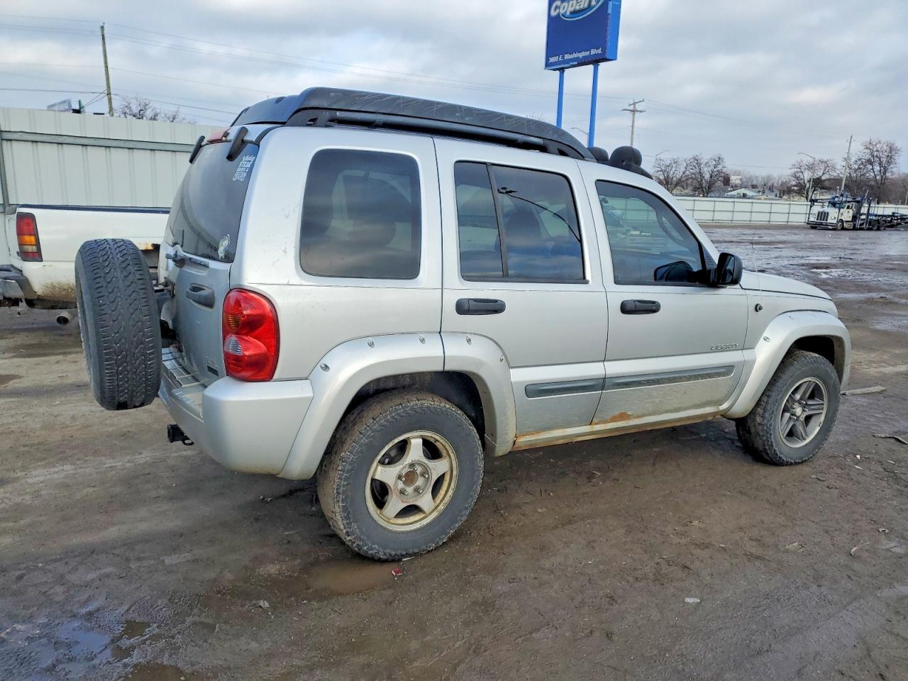 2004 JEEP LIBERTY RENEGADE photo 3