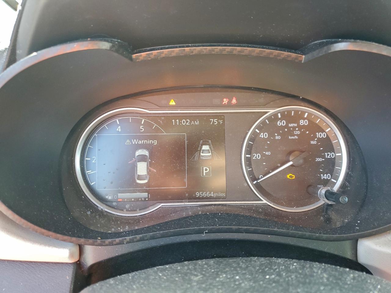 2021 NISSAN VERSA SV photo 9