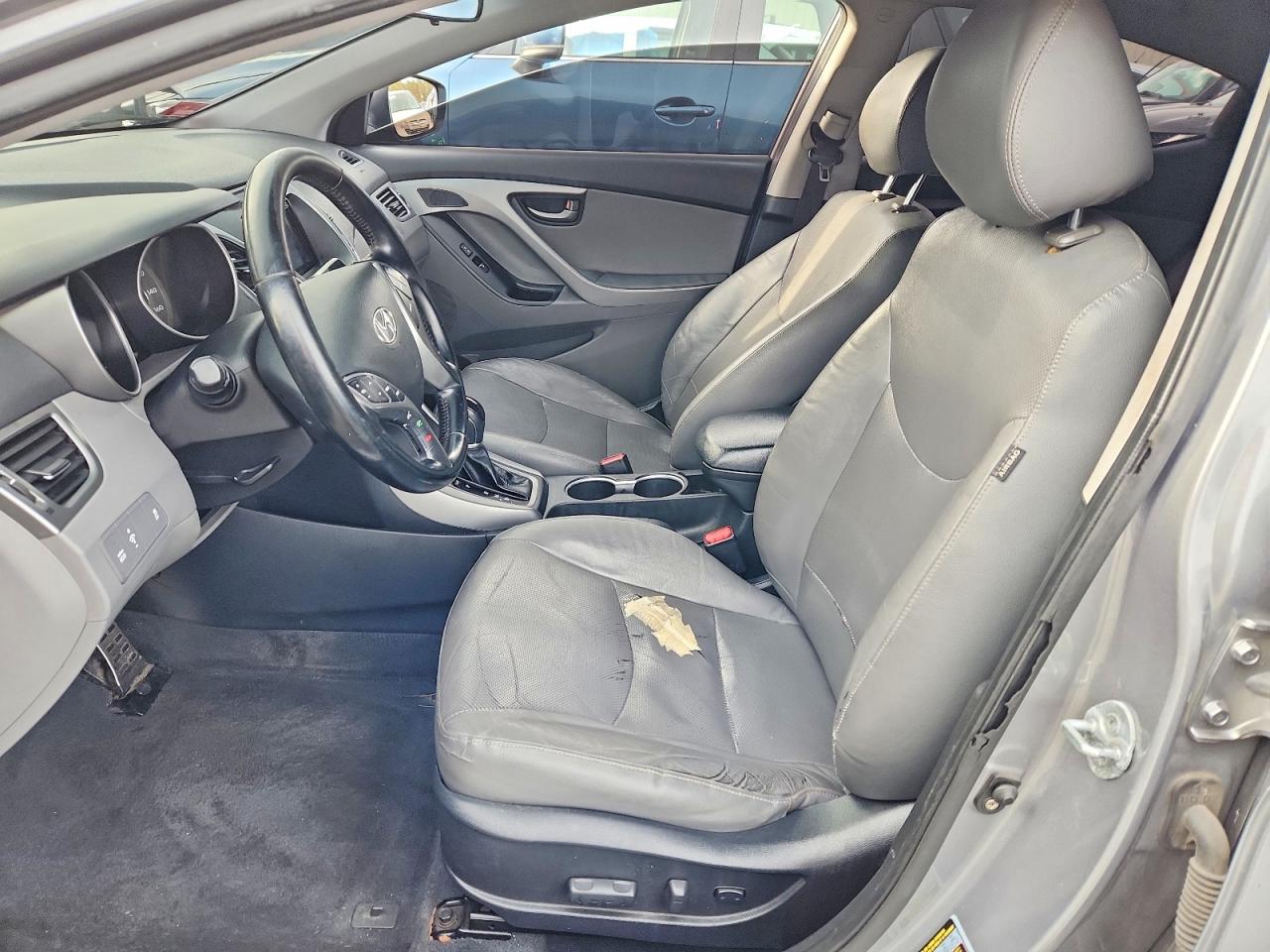 2014 HYUNDAI ELANTRA SE photo 7