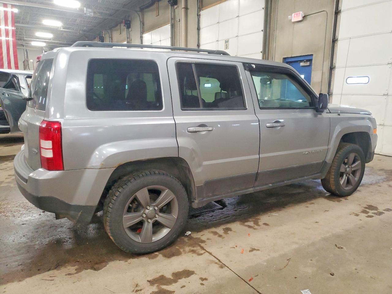 2015 JEEP PATRIOT LATITUDE photo 3